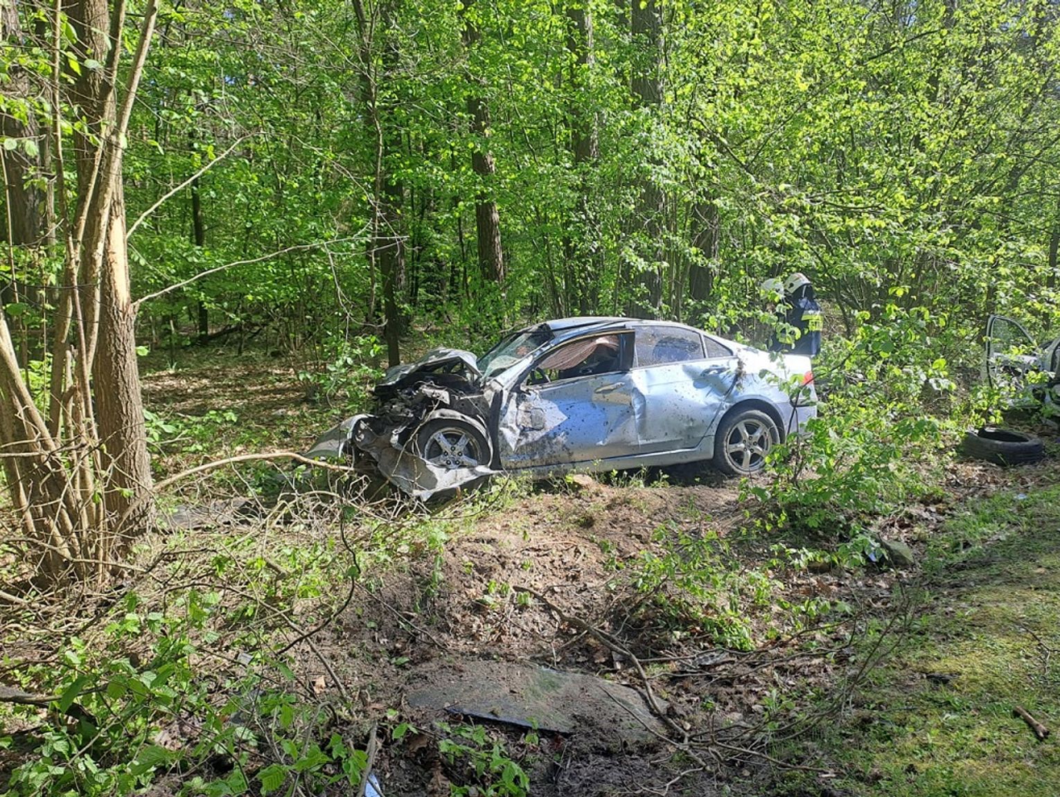 Miertelny Wypadek Podczas Wyprzedzania Zgin Letni Kierowca Dwie