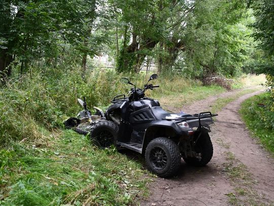11-latek na quadzie zderzył się czołowo z motocyklistą. Oba pojazdy nie były zarejestrowane