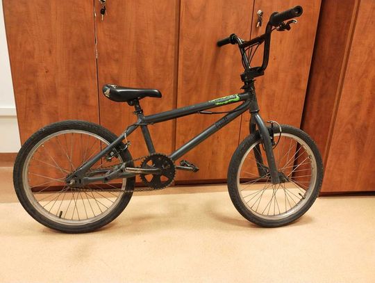 13-latek na BMX-ie jechał drogą eskpresową. Chciał odwiedzić koleżankę z gry i zanocować u niej