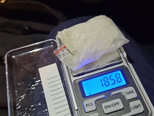 14-latek zatrzymany z narkotykami i wagą elektroniczną. Będzie tłumaczył się w sądzie rodzinnym