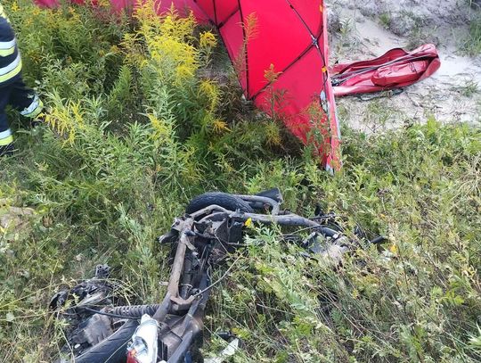14-latek zginął po zderzeniu skutera z pociągiem. 13-latka trafiła do szpitala