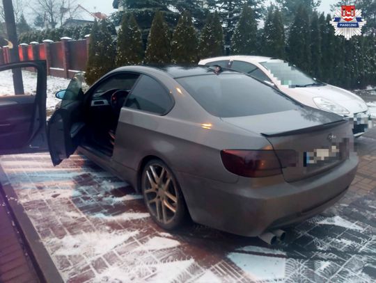 15-latek szarżował BMW, łamiąc przepisy drogowe. Wpadł po zgłoszeniu od mieszkańców