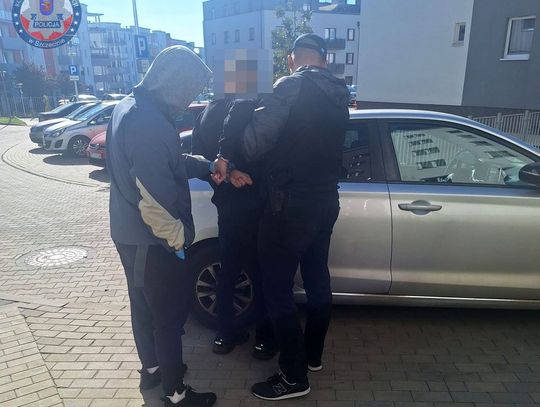 15-latek zatrzymany za fałszywe zgłoszenia alarmowe. Poinformował o ładunku wybuchowym w galerii