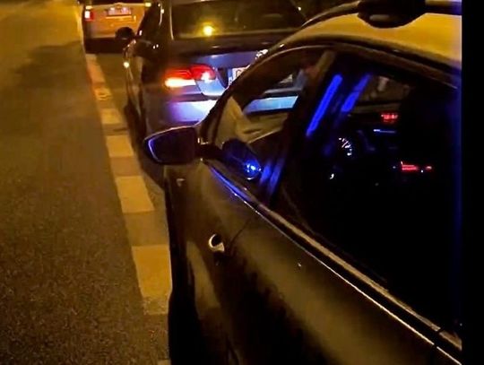 16-latek zabrał BMW śpiącej matce. Po zatrzymaniu okazało się, że auto nie ma nawet OC