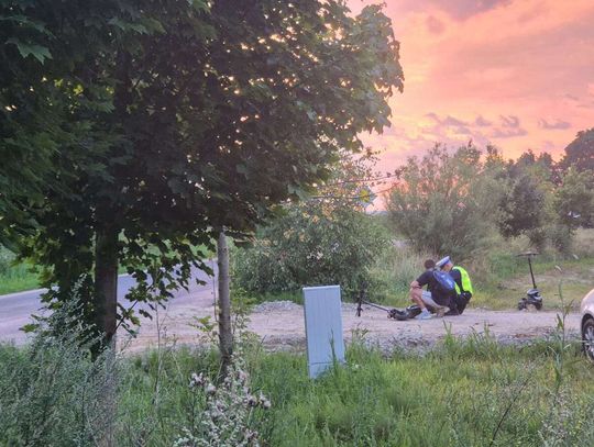 17-latek bez kasku przewrócił się na hulajnodze. Z ciężkimi obrażeniami trafił do szpitala