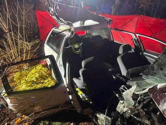 17-latek spowodował wypadek, w którym zginęły dwie jego koleżanki. Jest akt oskarżenia