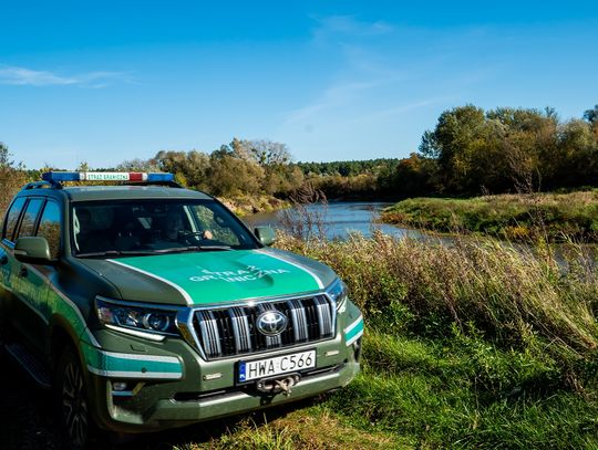 17 nielegalnych migrantów przepłynęło przez Bug do Polski. Na miejscu czekali kurierzy z Ukrainy