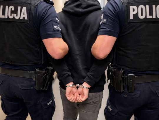 18-latek groził rodzicom śmiercią i bił siostry. Święta spędzi za kratami