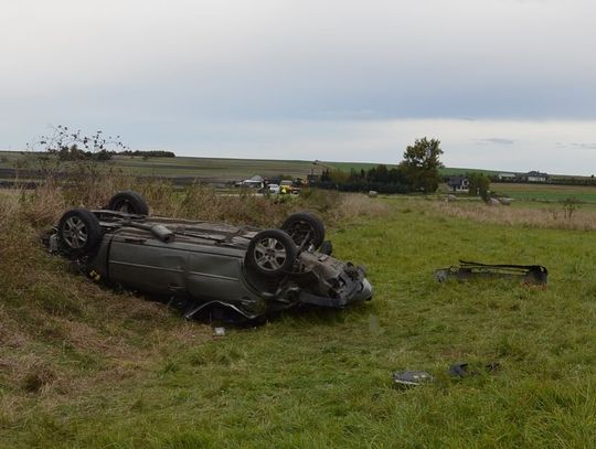 18-latek zabrał ziomków na przejażdżkę furką. Na łuku wylecieli z drogi. Widział, jak jeden z nich umiera