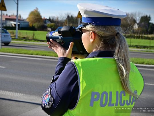 18-latka jechała 110 km/h w terenie zabudowanym. Straciła prawo jazdy, które miała od dwóch tygodni