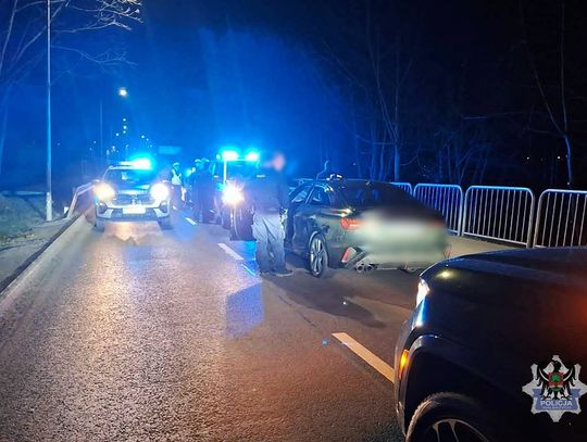 19-latek przemycał 10 kg kratomu z Czech. Po kolizji drogowej wezwał na pomoc rodzinę