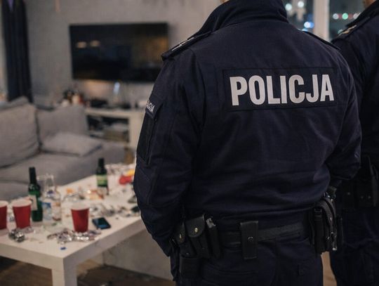 19-latek zrobił Sylwestra w domu, z łazienki zniknęły perfumy. Ukradł je kolega z Niemiec 19-latek zrobił Sylwestra w domu, z łazienki zniknęły perfumy. Ukradł je kolega z Niemiec