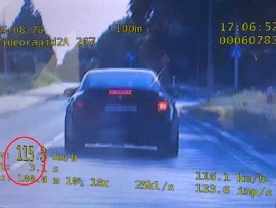 19-latka jechała przez wieś 115 km/h. Chciała zaimponować "fajnym chłopakom" - trafiła na tajniaków