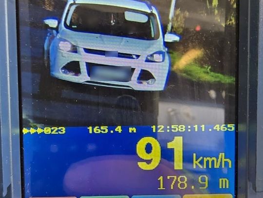 19-latka pożegnała się z prawkiem za rażące przekroczenie prędkości. Na 40 jechała ponad 90
