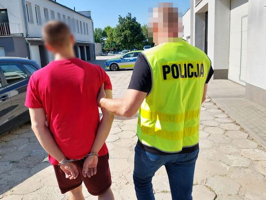 19-letni kierowca aresztowany po śmiertelnym wypadku. Zginął kolega, z którym jechał