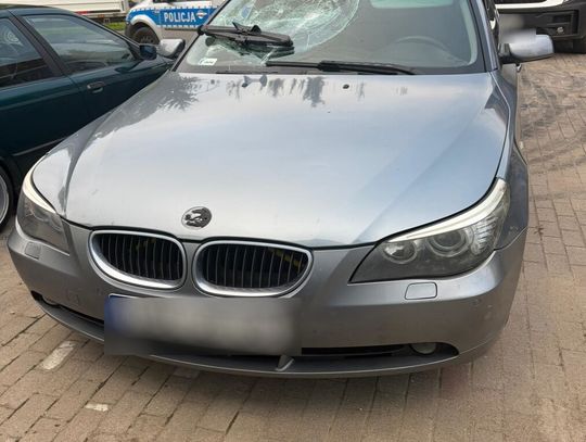 21-latek zobaczył byłą z innym i wpadł w szał. Chwycił za lewarek i zdemolował jego BMW