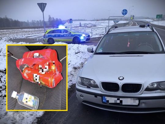 22-latek popijał piwo w BMW na ekspresówce. Zgubił go niepewny tor jazdy