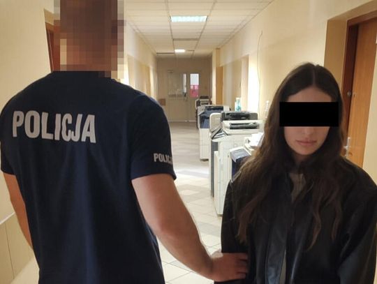 22-latka zatrzymana za szalbierstwo i znieważenie na tle narodowościowym. Może trafić do więzienia