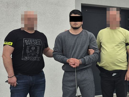 22-letni Uzbek zatrzymany za serię oszustw na seniorach. Wyłudził od nich ponad 130 tysięcy złotych