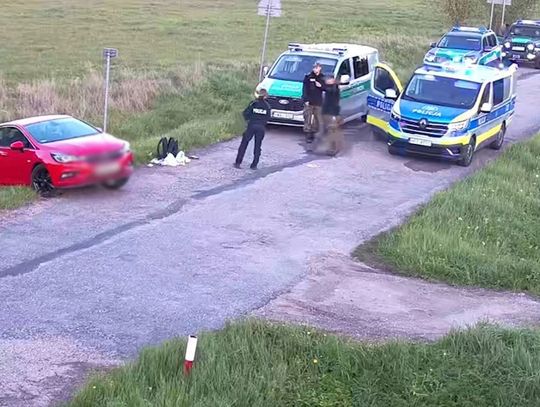 24-latek brutalnie zaatakował krewnego nożem. Próbował zbiec, wpadł na granicy