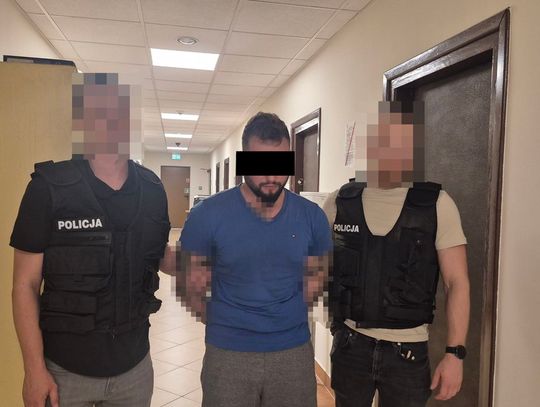 24-latek stracił towar za prawie milion. Policja znalazła u niego aż 23 kilogramy mefedronu i marihuany