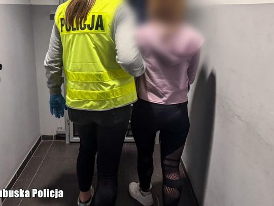 26-latka zaatakowała ochroniarza. Wściekła się, że została złapana na kradzieży kosmetyków