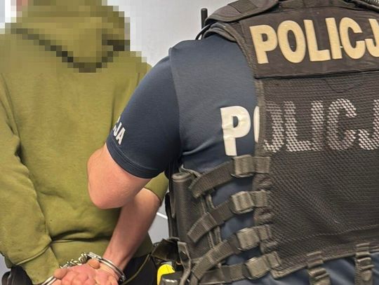27-latek groził, że zabije rodzinę i spali dom. Został zamknięty w areszcie