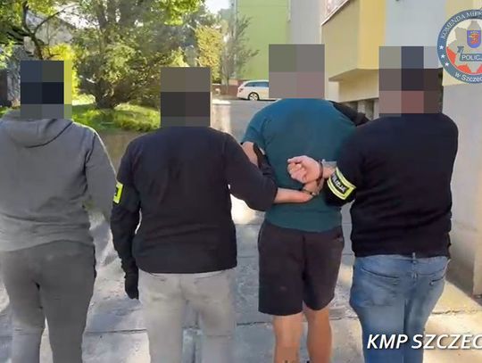 27-latek zatrzymany za serię napadów na stacje paliw. Zastraszał pracowników nożem i pałką