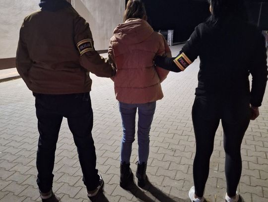 27-letnia kobieta zatrzymana w sprawie zabójstwa w Czechach. Miała pomagać swojemu facetowi 27-letnia kobieta zatrzymana w sprawie zabójstwa w Czechach. Miała pomagać swojemu facetowi