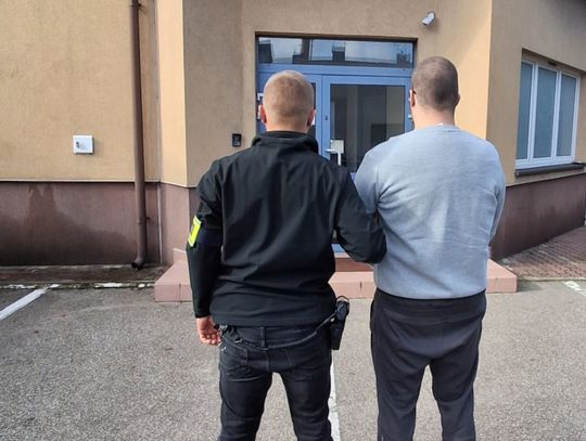 29-latek miał sprytny plan na oszustwo. Kupił szlifierkę, drugą wziął z półki i oddał za pieniądze