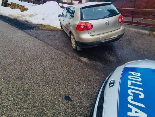 3,6 promila we krwi i Volkswagen w rowie. 51-latek straci auto i może trafić za kraty 3,6 promila we krwi i Volkswagen w rowie. 51-latek straci auto i może trafić za kraty