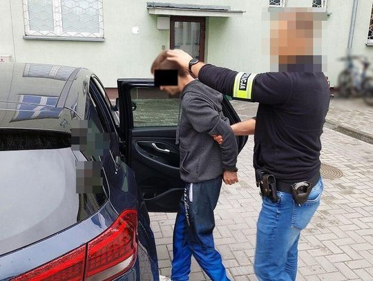 30-latek aresztowany za znęcanie się nad matką. W przeszłości siedział za to w więzieniu