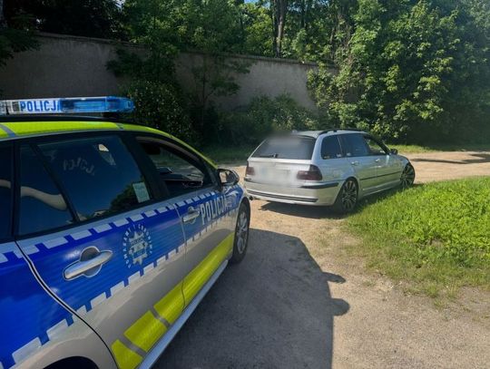 30-latek driftował na skrzyżowaniu. Trafił na patrol drogówki i stracił prawo jazdy