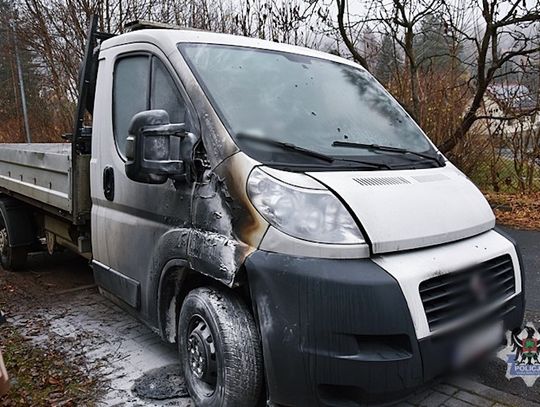 30-latek podpalił samochód byłego szefa. To była zemsta za brak rozliczenia