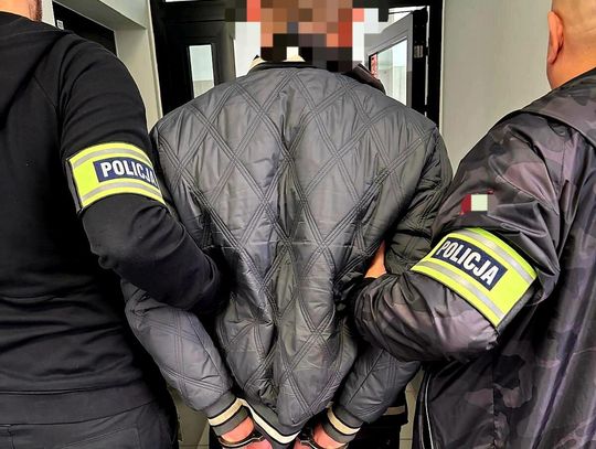 30-latek zatrzymany przez policję w pracy. Na koncie ma udzielanie narkotyków nieletniemu