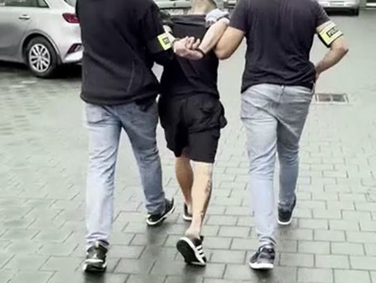 31-latek porwany spod sklepu, wywieziony do lasu i pobity. Trzech sprawców w areszcie