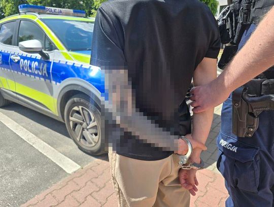 31-latka wezwała policję, bo myślała, że jest śledzona. Miała urojenia po zażyciu amfetaminy