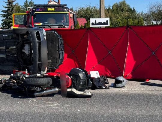 32-letni motocyklista zginął po zderzeniu z osobówką. Policjanci wyjaśniają okoliczności wypadku