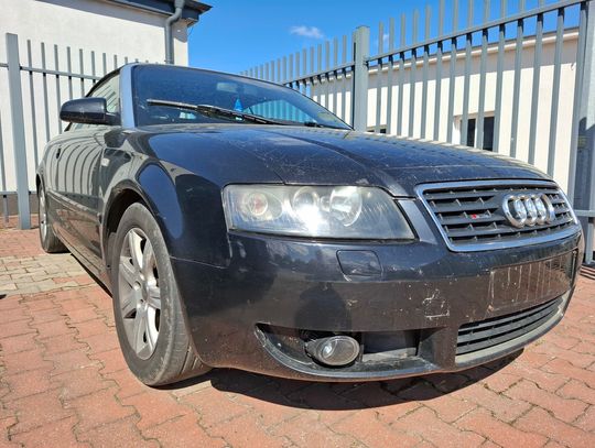 33-letni amfetaminista jechał autem po zażyciu, a kilka dni później pobił swoją dziewczynę po głowie