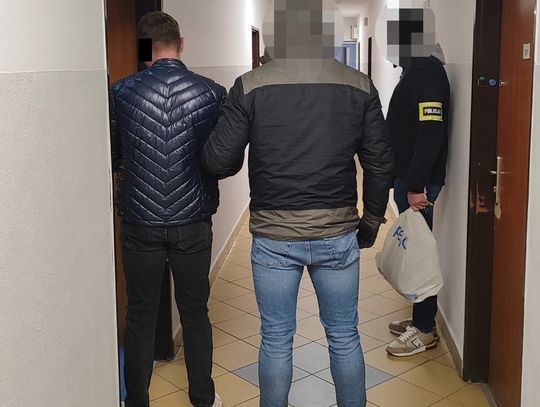 36-latek miał ponad pół kilograma narkotyków w mieszkaniu. Grozi mu kara do 10 lat więzienia