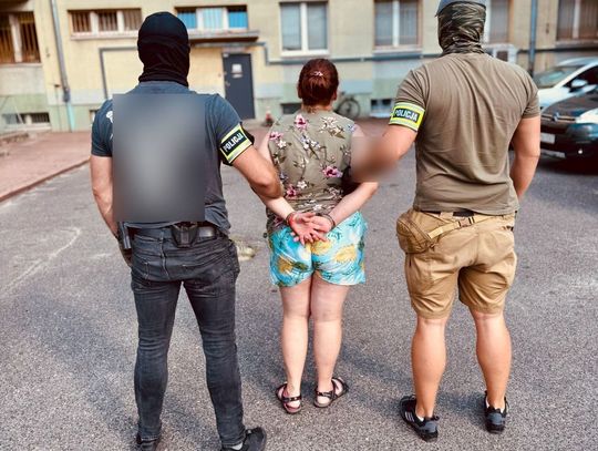 36-latka wrzuciła szczeniaka do toi toia. Życia czworonoga nie udało się uratować