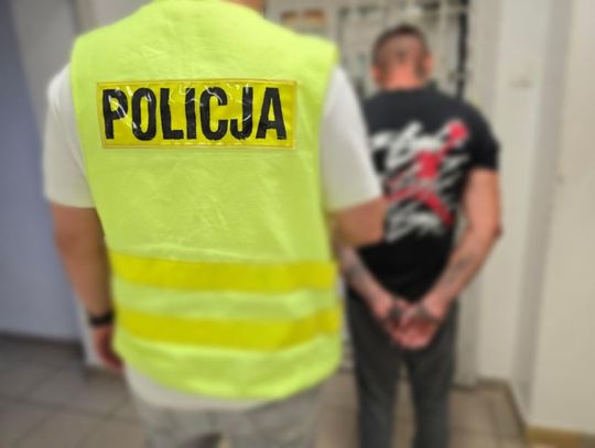 39-latek groził taksówkarzowi i zmuszał go do jazdy. Został zatrzymany dzięki czujności kasjerki