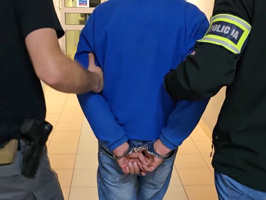 41-latek polował na samotne kobiety na ulicy. Ma na koncie co najmniej pięć zuchwałych napadów
