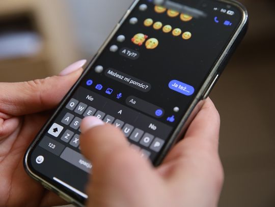 46-latka uwierzyła, że wzięła ślub online z facetem poznanym w sieci. Przelała mu sto tysięcy euro