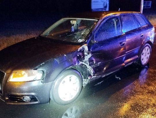 47-letni motorowerzysta zginął po zderzeniu z osobówką. Kierująca audi zajechała mu drogę