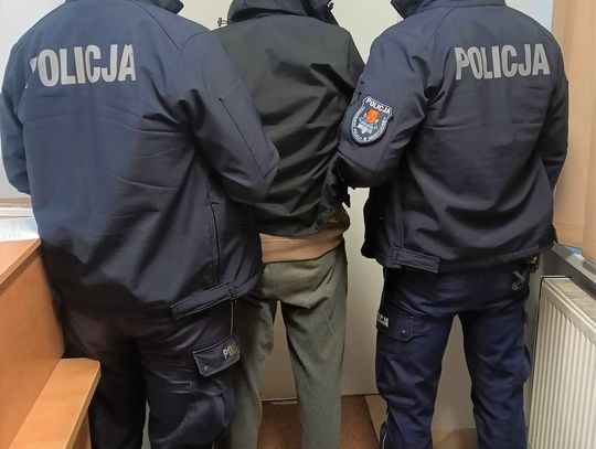 48-latek zatrzymany za próbę obrabowania banku. Wcześniej napadł z siekierą na sklep