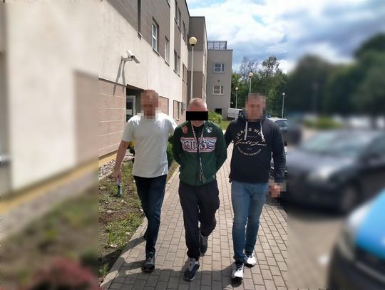 50-letni osiedlowy diler idzie na wcześniejszą emeryturę. Policjanci od dawna mieli go na oku