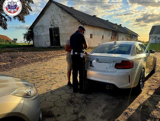 55-latek jechał 200 drogą wojewódzką. Okazało się, że to nie pierwszy raz, więc dostał zaostrzoną karę