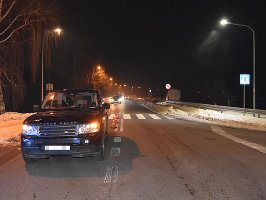 57-letnia kobieta w Land Roverze potrąciła 72-latkę na pasach. Poważnie ranna kobieta zmarła w szpitalu