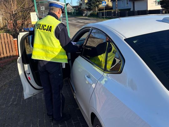70-latek dostał mandat za prędkość, ale niczego go to nie nauczyło. Chwilę później znów go złapali